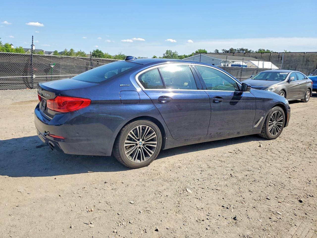 2019 BMW Seria 5 530e - zdjęcie 3