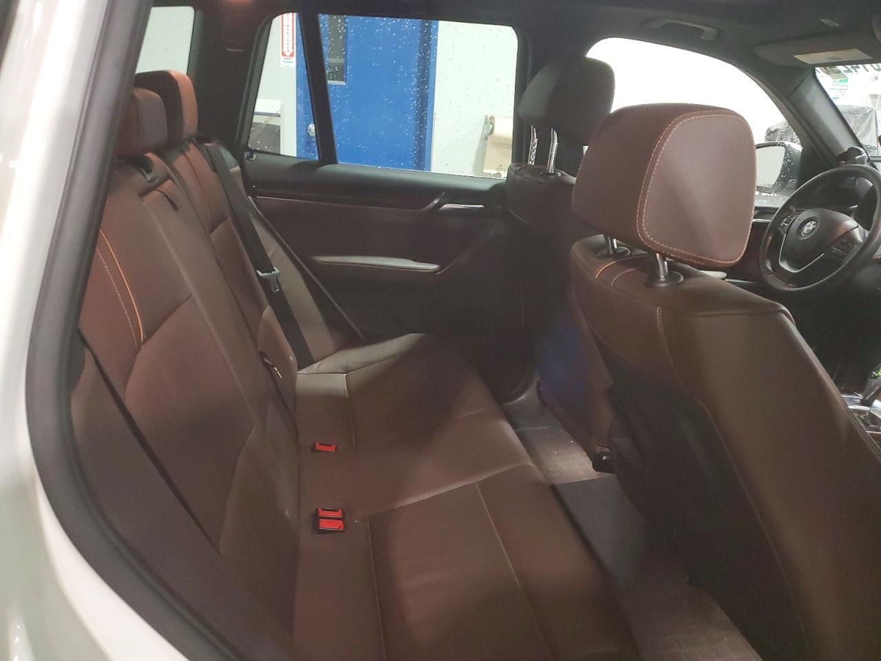 2015 BMW X3 xDrive28I - zdjęcie 11