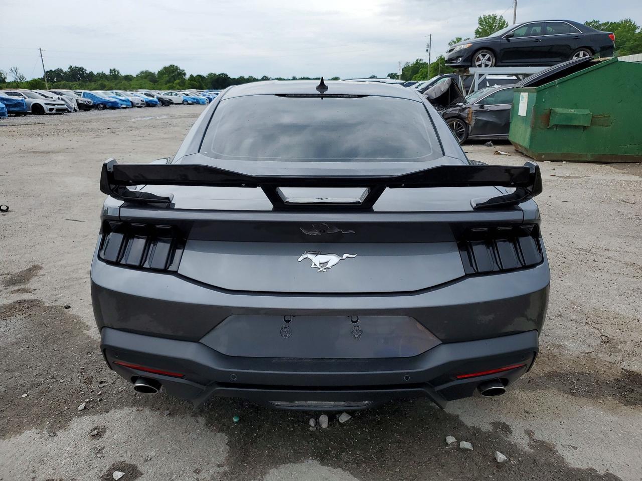 2025 Ford Mustang - zdjęcie 6