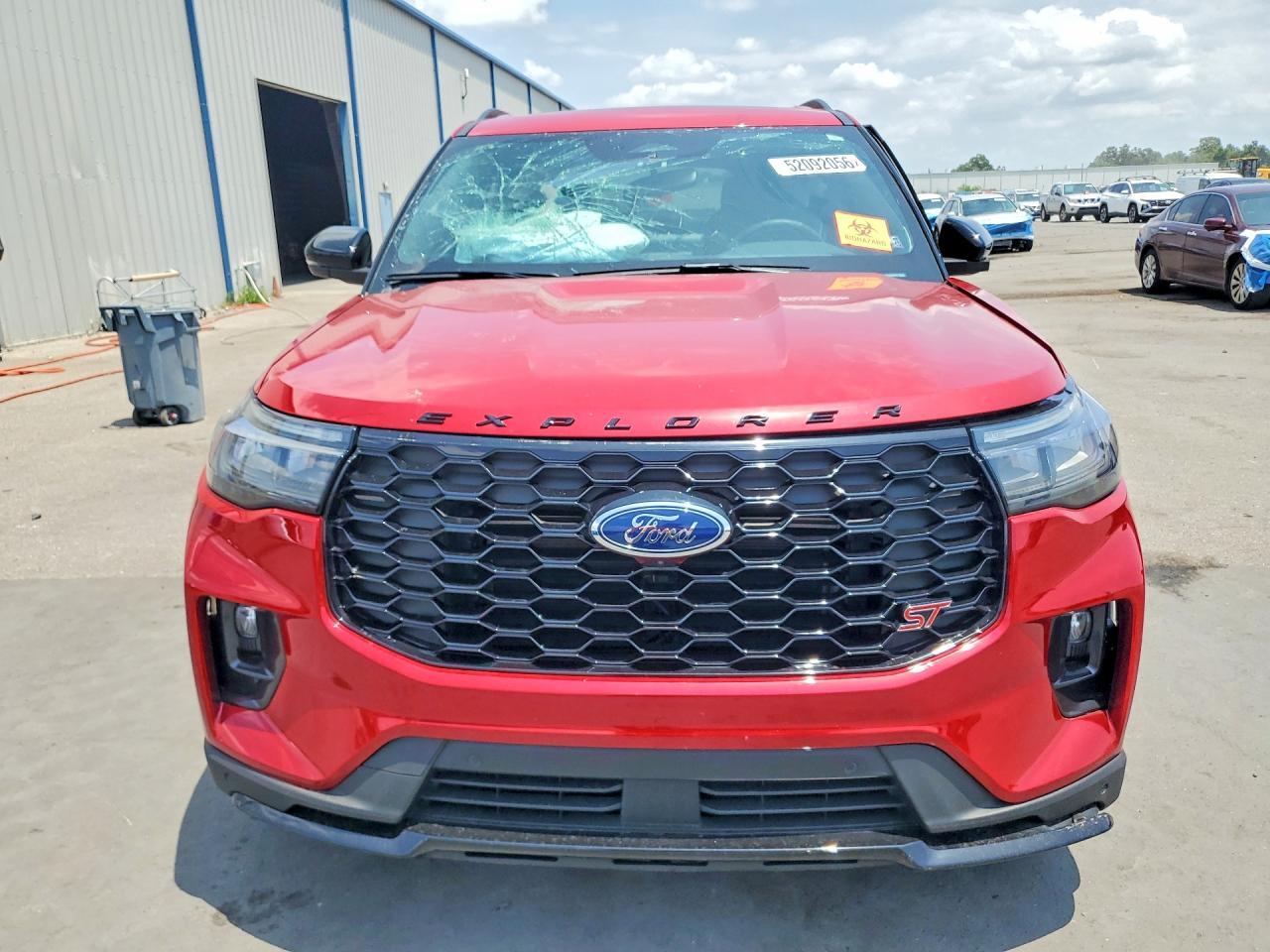 2025 Ford Explorer St - zdjęcie 5