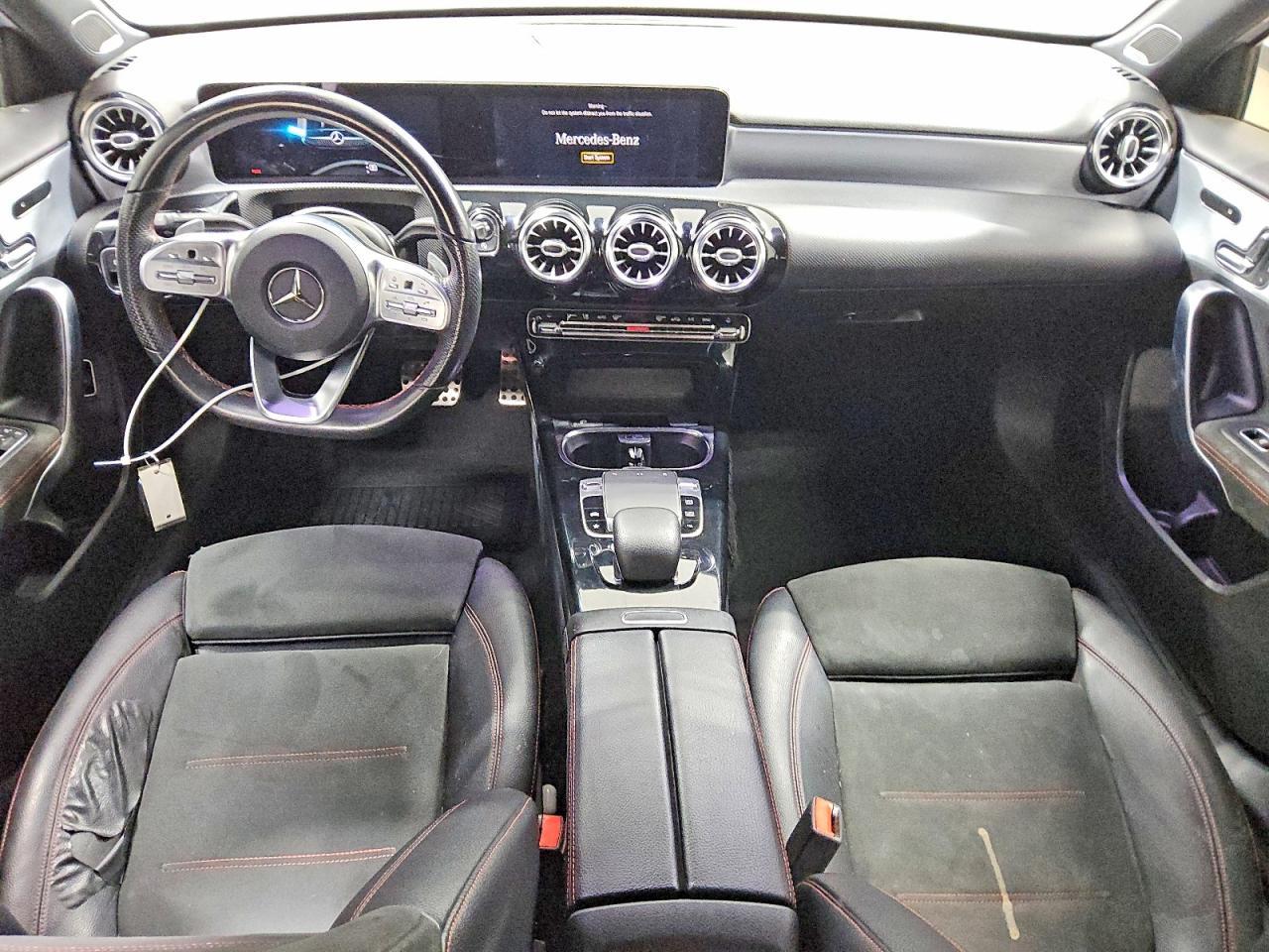 2019 Mercedes-Benz A 220 - zdjęcie 8