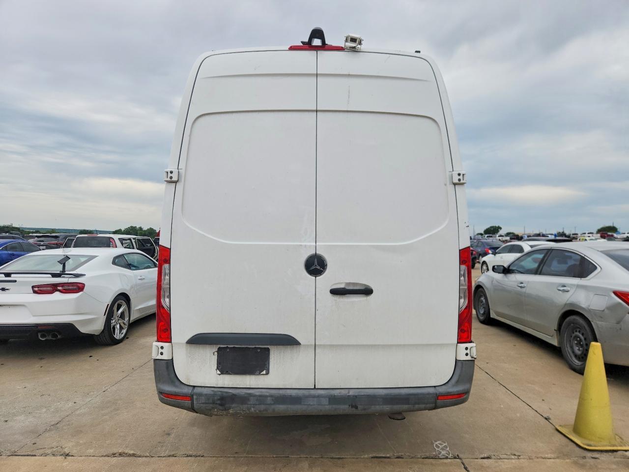 2020 Mercedes Benz Sprinter 2500 - zdjęcie 6