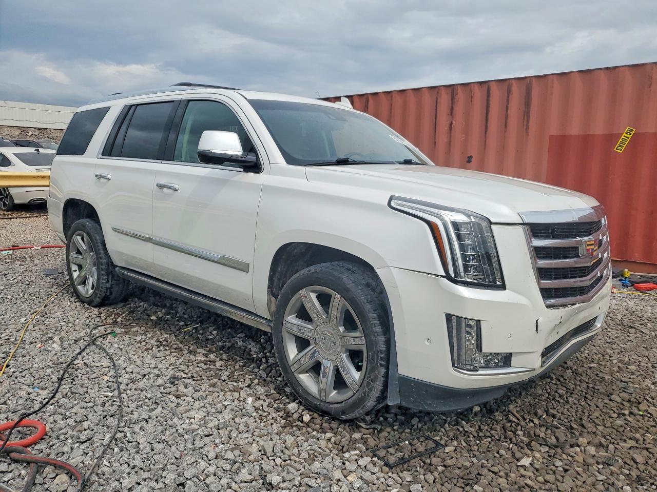 2018 Cadillac Escalade Premium Luxury - zdjęcie 4