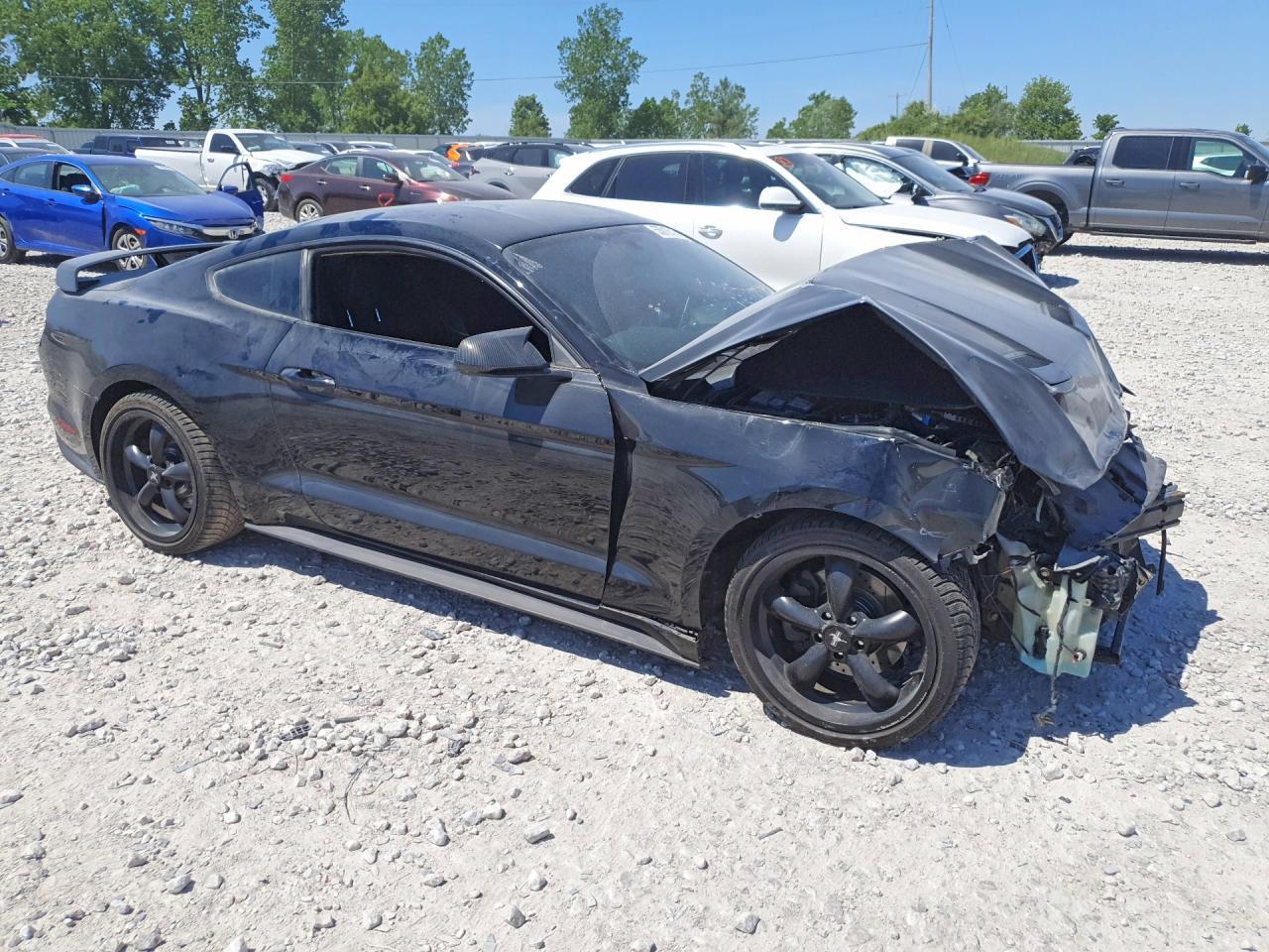 2018 Ford Mustang - zdjęcie 4