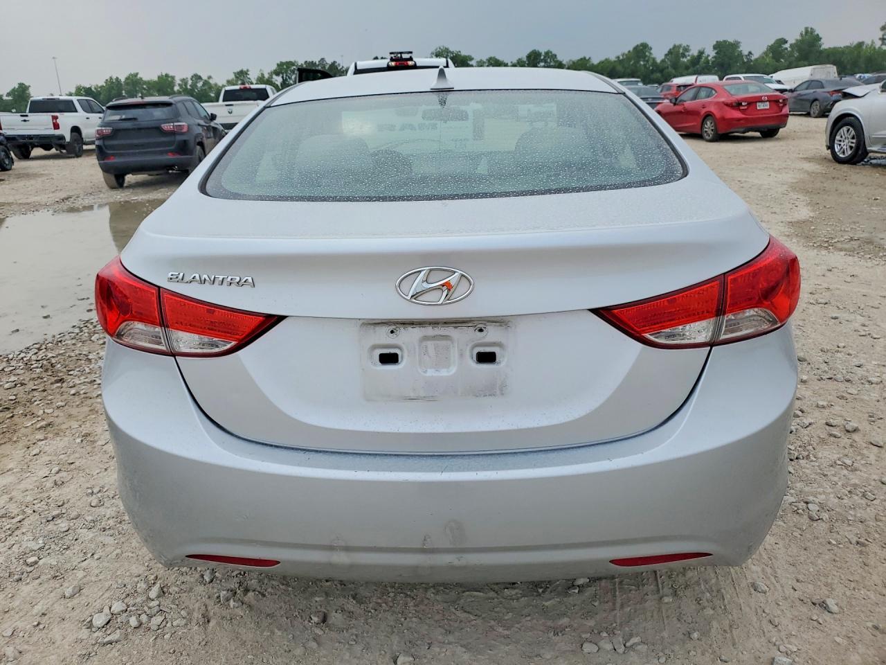 2013 Hyundai Elantra Gls - zdjęcie 6