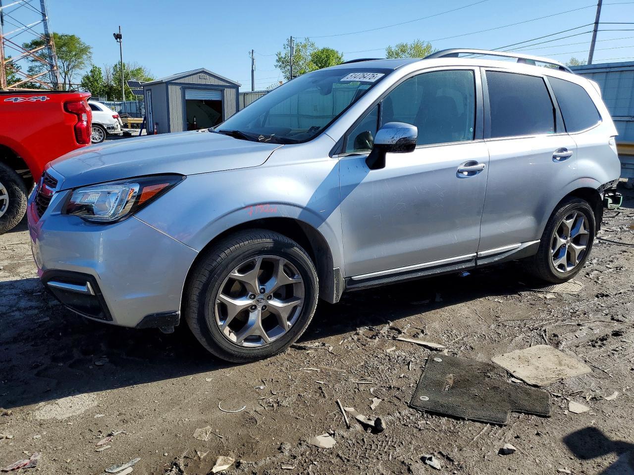 2017 Subaru Forester 2.5I Touring - zdjęcie główne