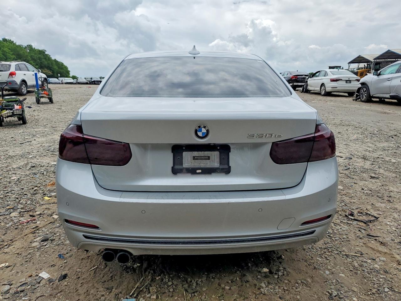 2018 BMW 330E - zdjęcie 6
