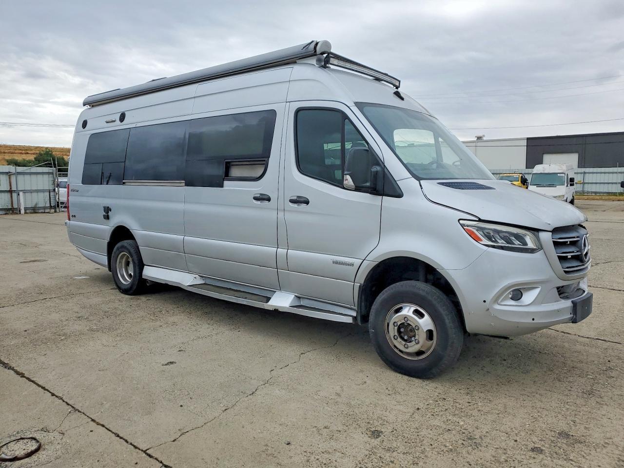 2022 Winnebago Sprinter 3 - zdjęcie 4