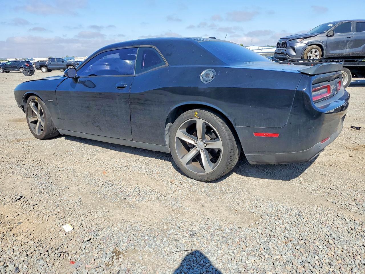 2016 Dodge Challenger R - zdjęcie 2