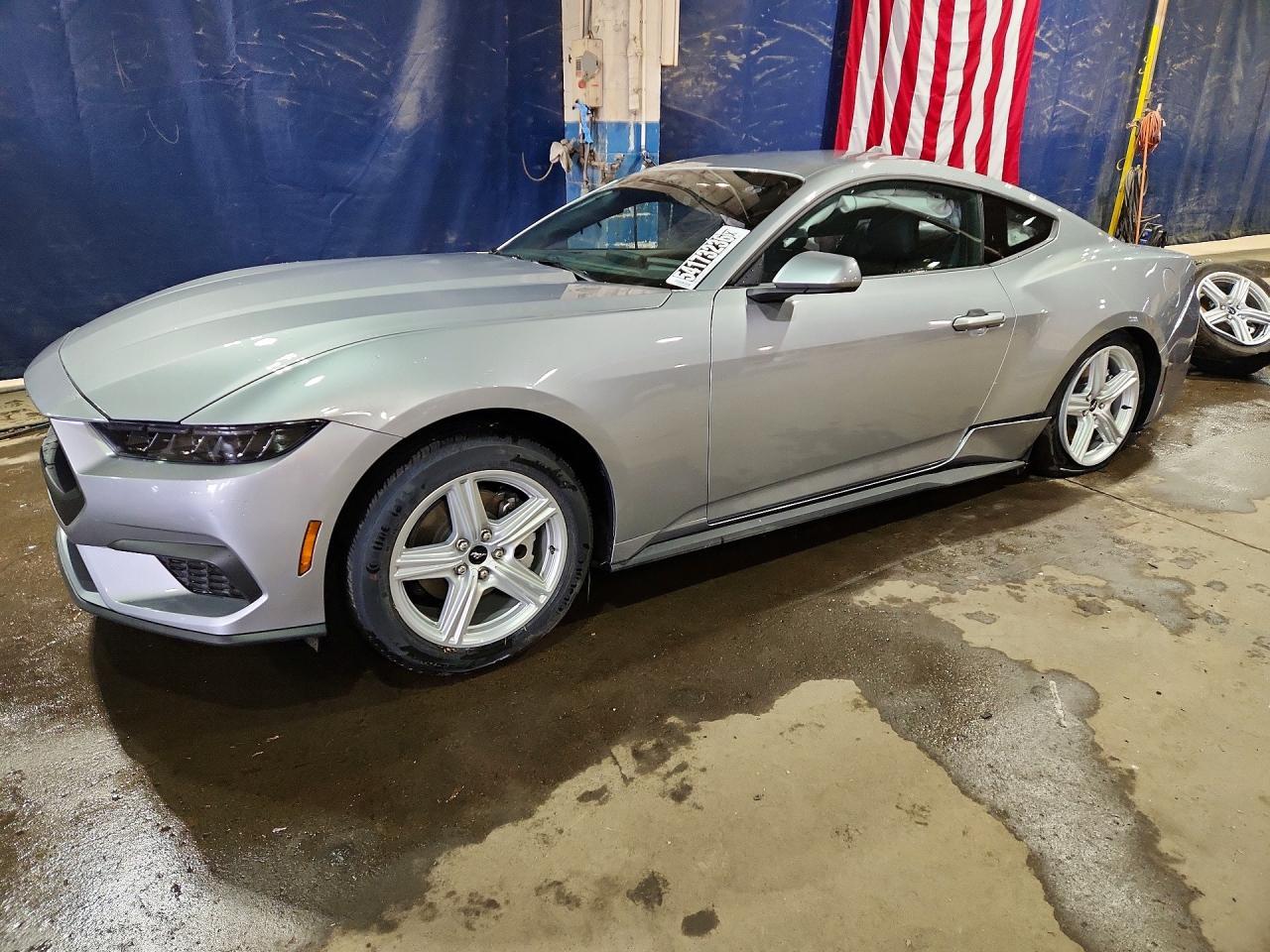 2026 Ford Mustang - zdjęcie główne