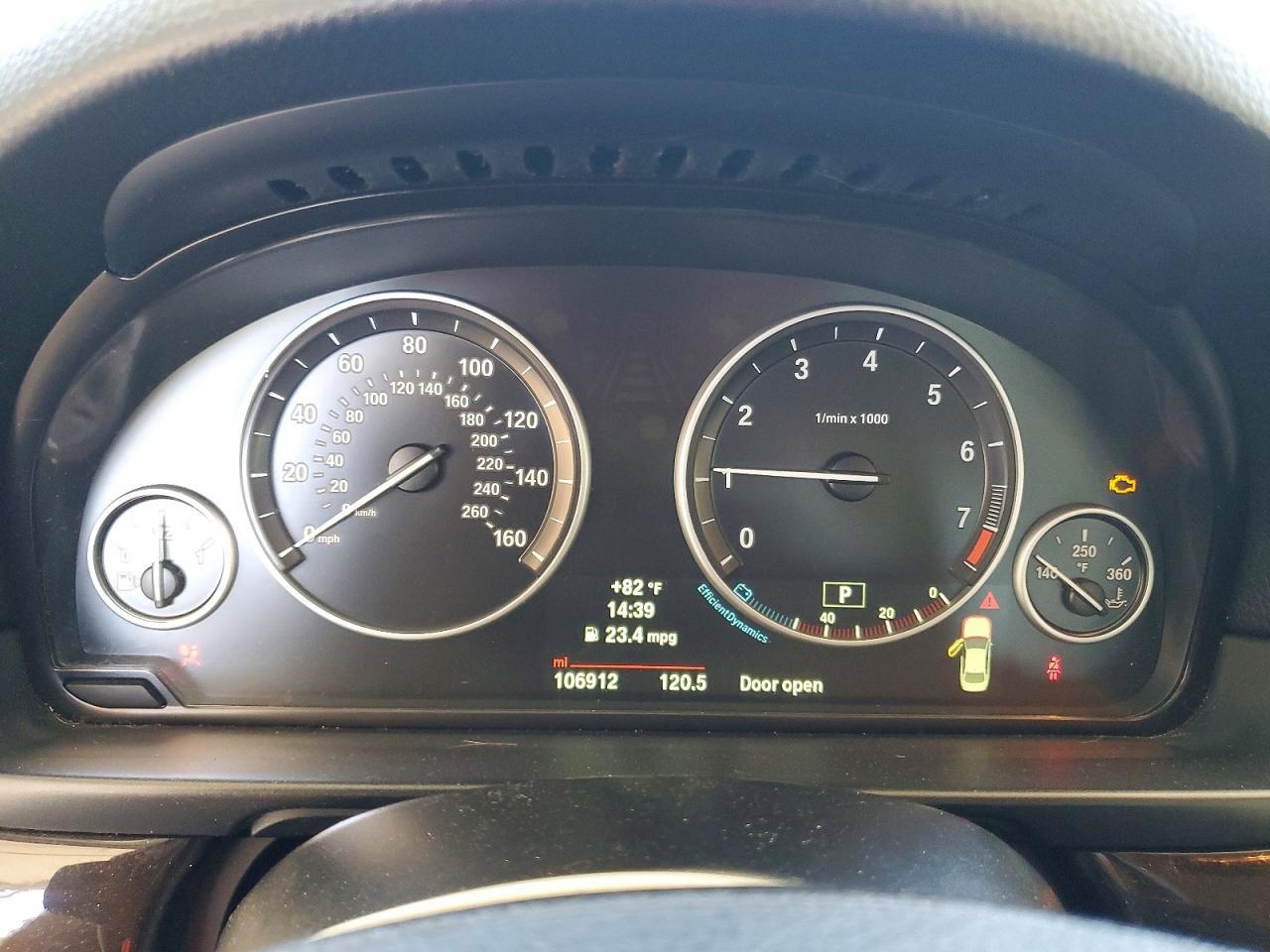 2014 BMW Seria 5 528i - zdjęcie 9