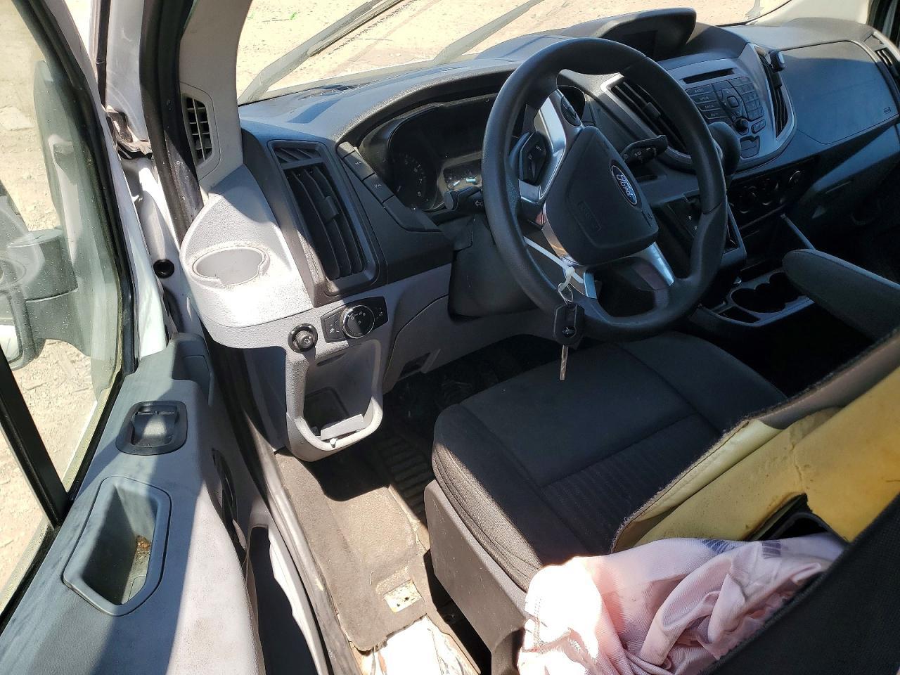 2015 Ford Transit T-150 - zdjęcie 8