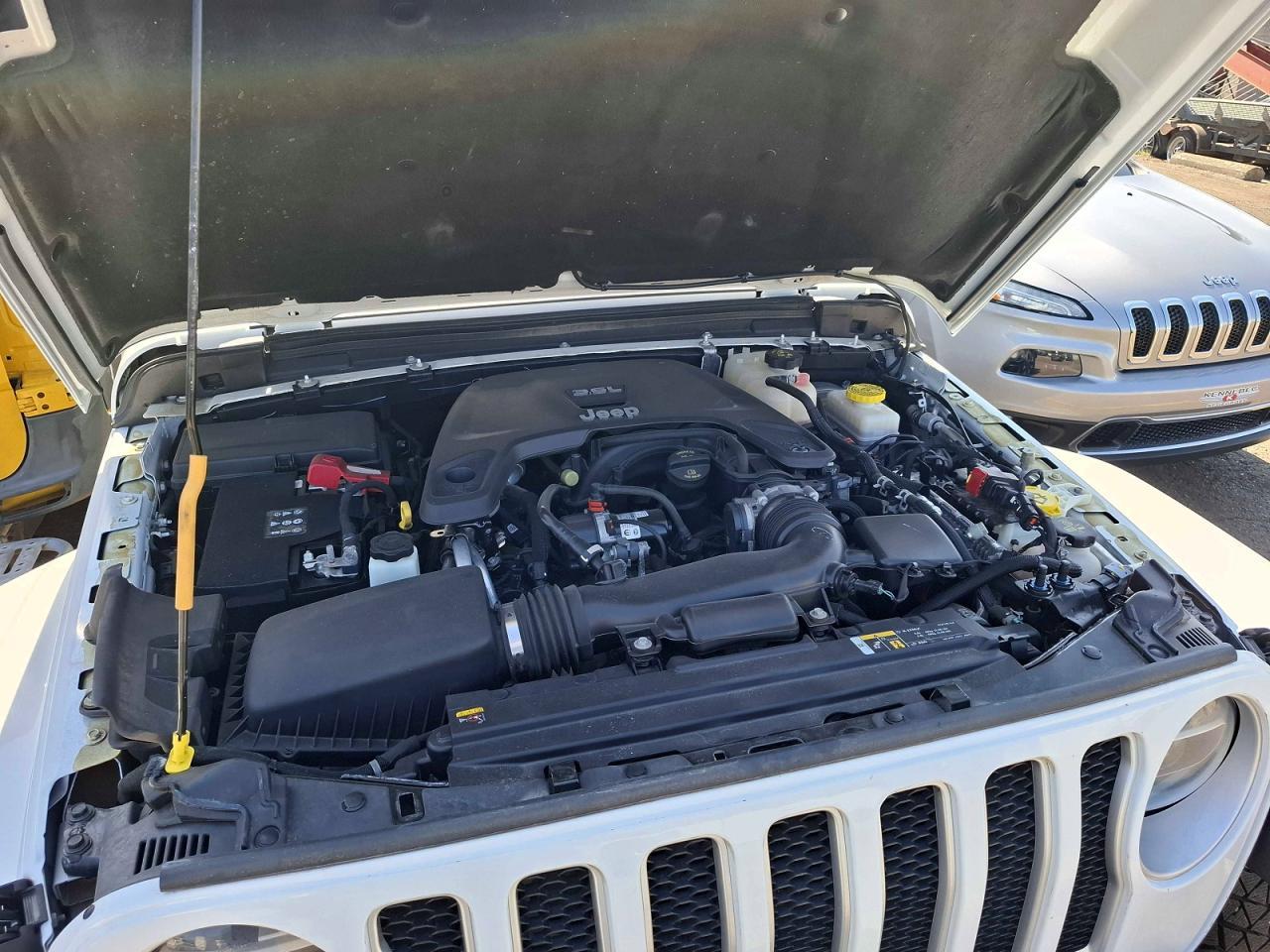2021 Jeep Wrangler Unlimited Sahara - zdjęcie 7