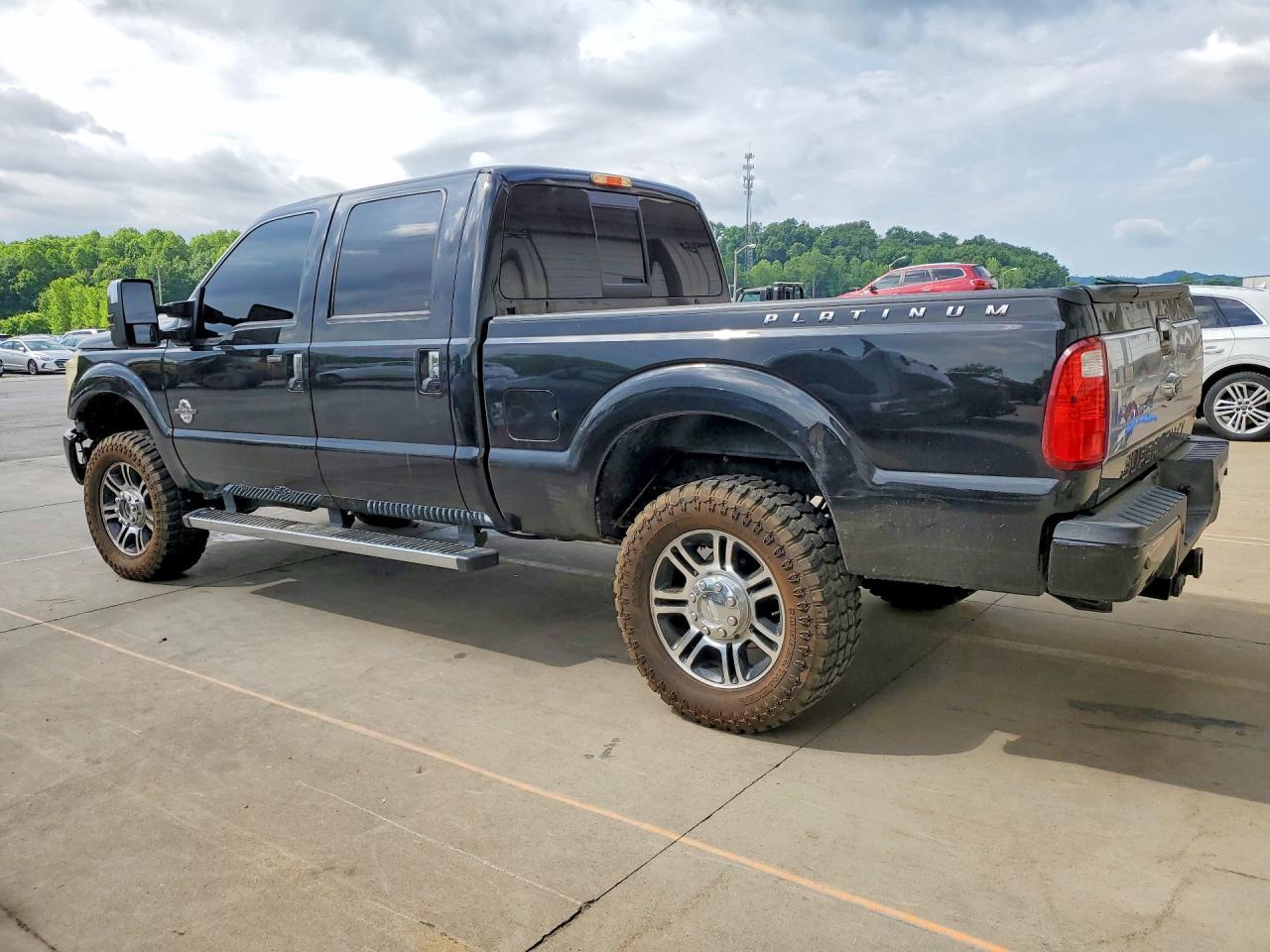 2014 Ford F250 Super Duty - zdjęcie 2