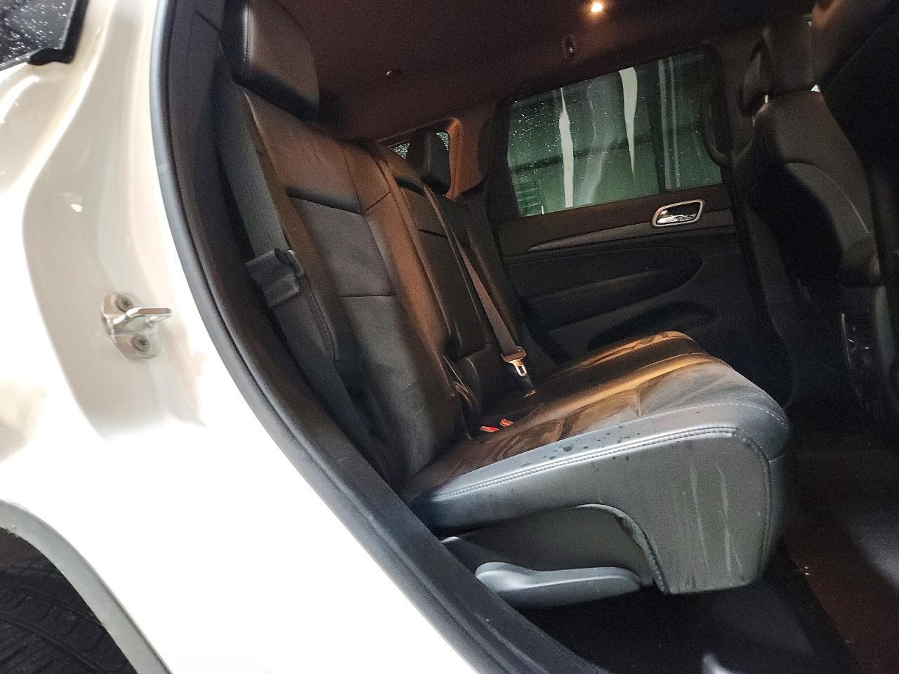 2018 Jeep Grand Cherokee Laredo - zdjęcie 11