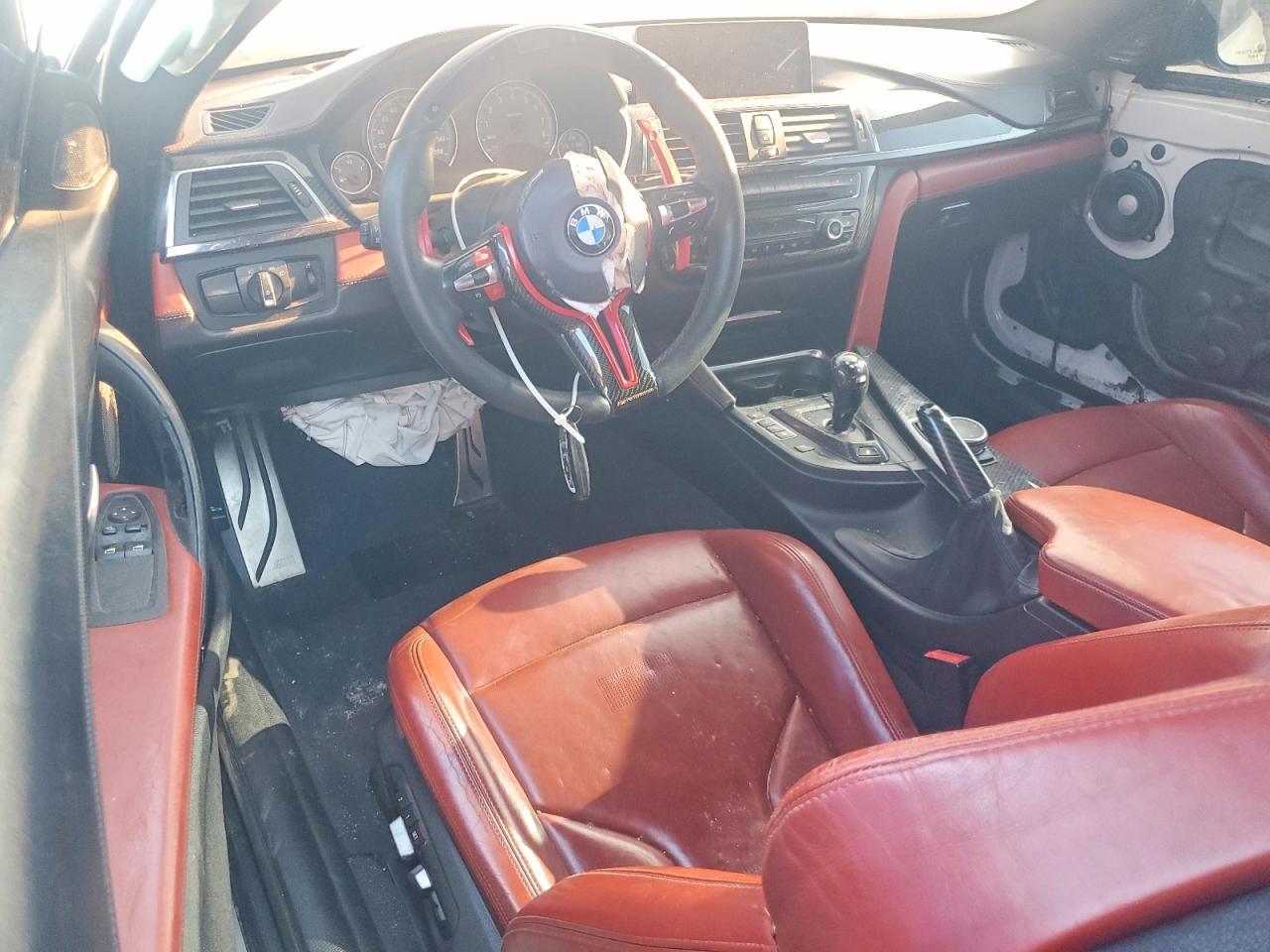 2016 BMW M4 - zdjęcie 8