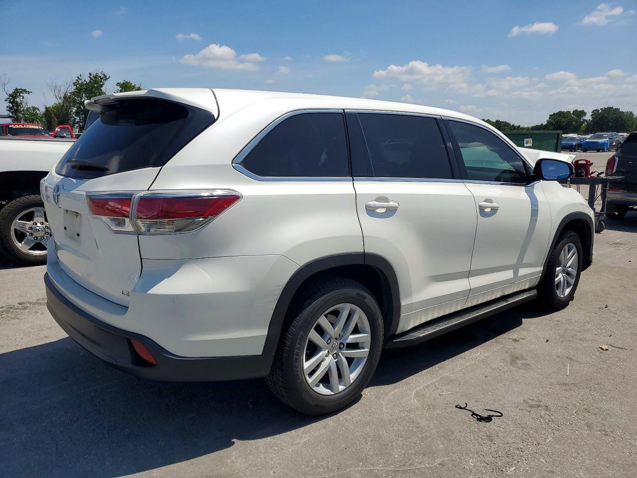 2014 Toyota Highlander Le - zdjęcie 3