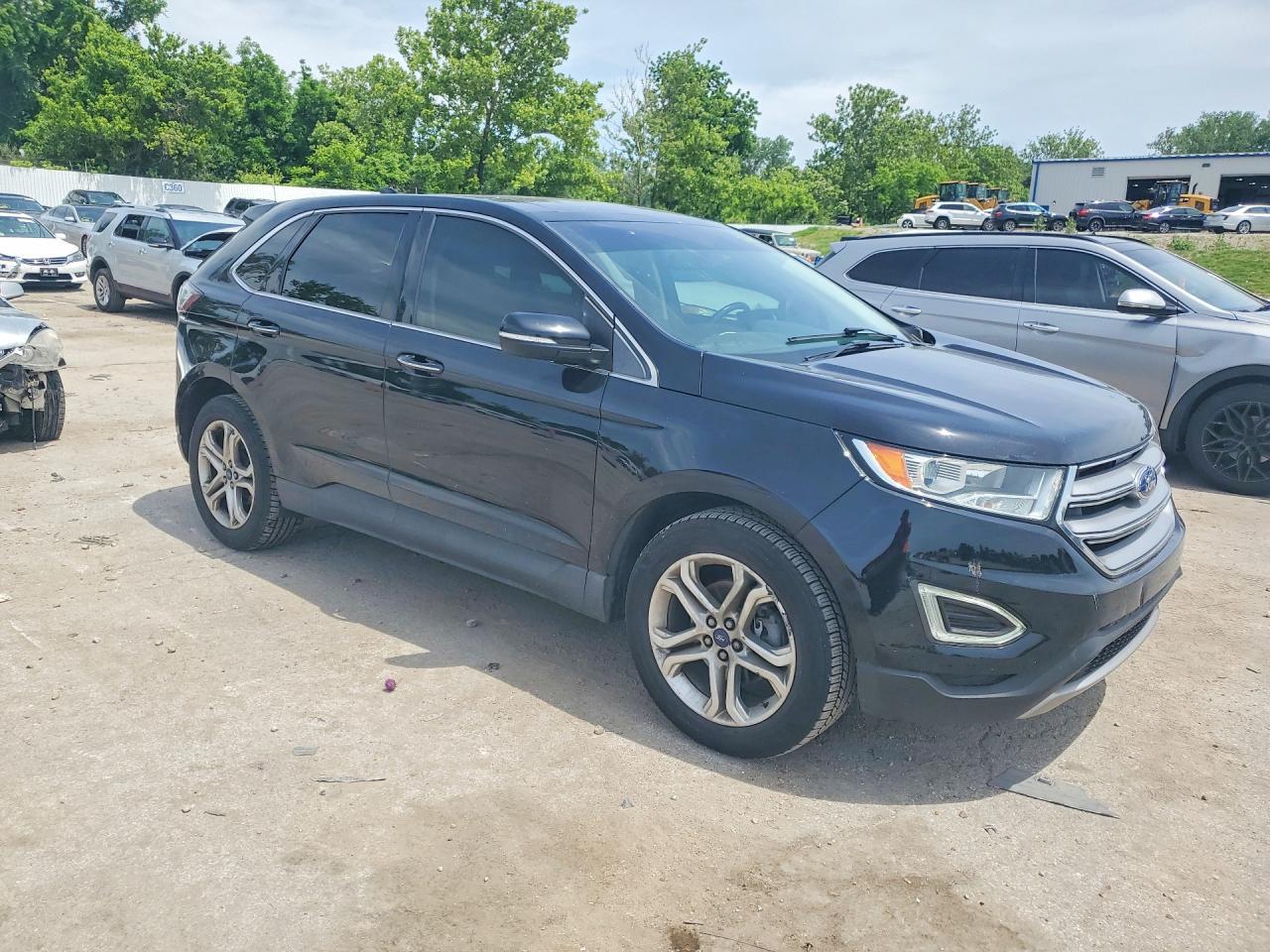 2018 Ford Edge Titanium - zdjęcie 4
