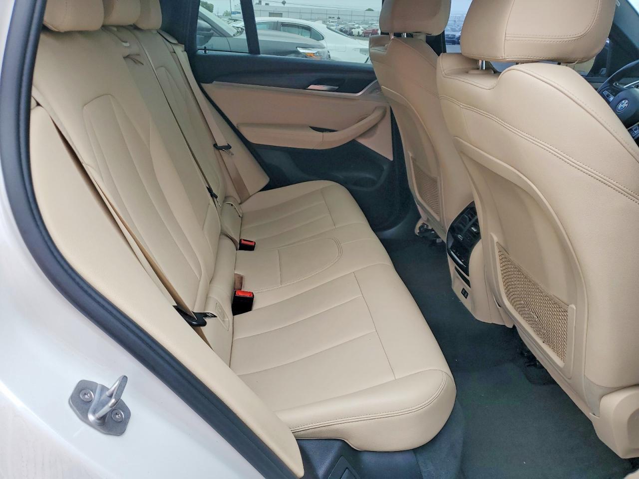 2020 BMW X4 xDrive30I - zdjęcie 11