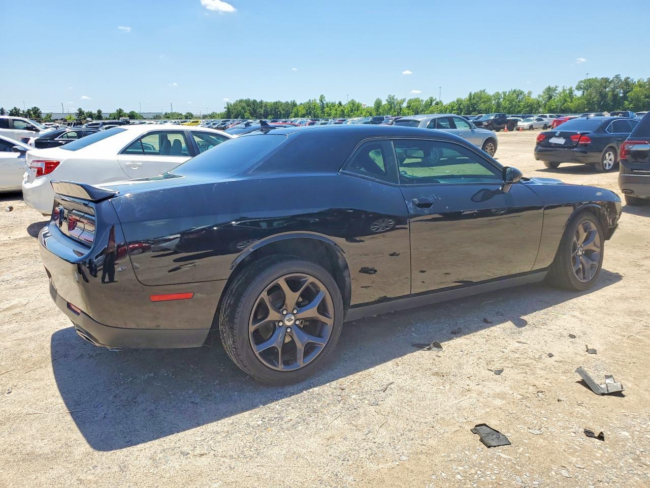 2019 Dodge Challenger - zdjęcie 3