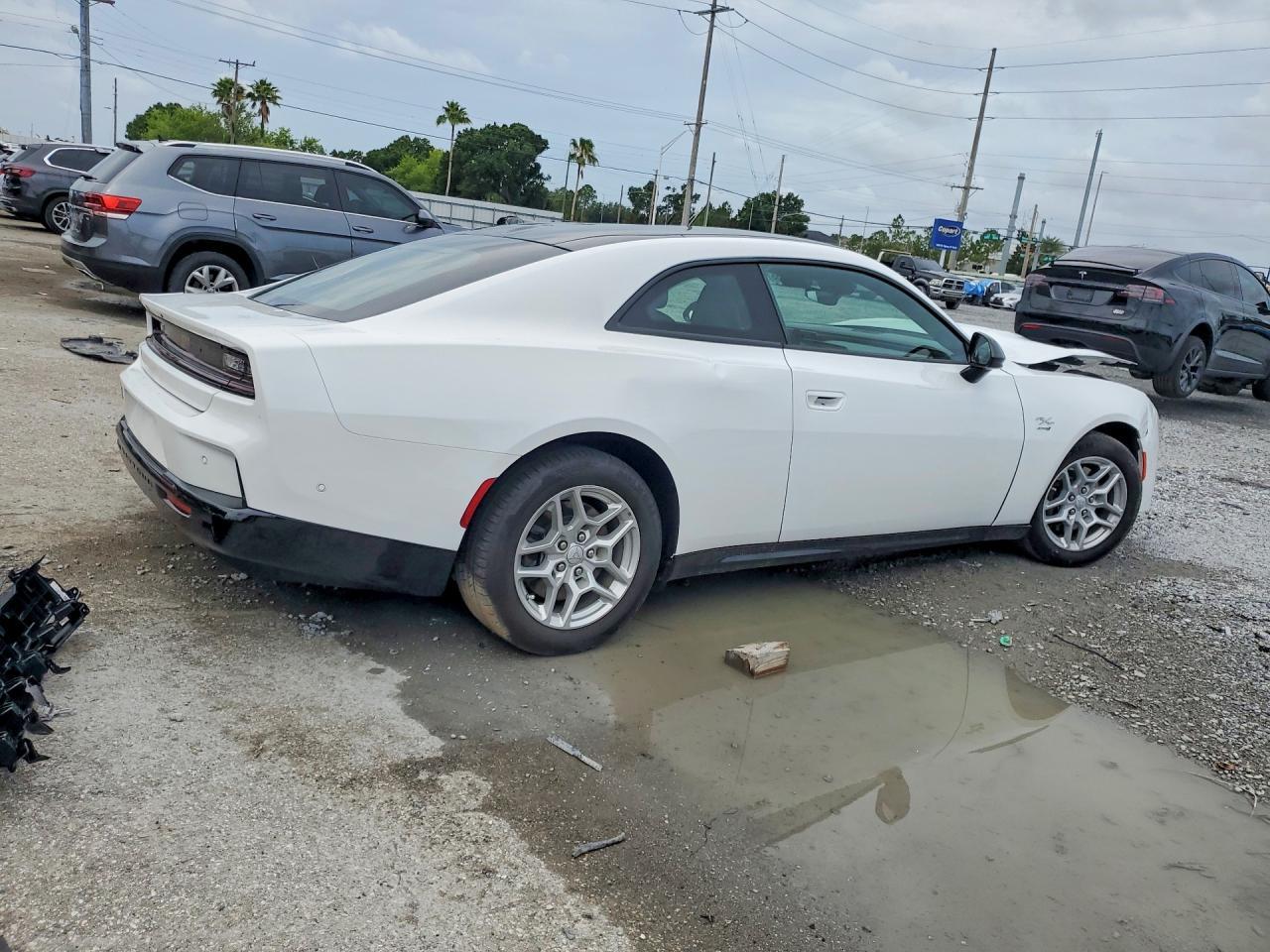 2025 Dodge Charger Daytona R - zdjęcie 3
