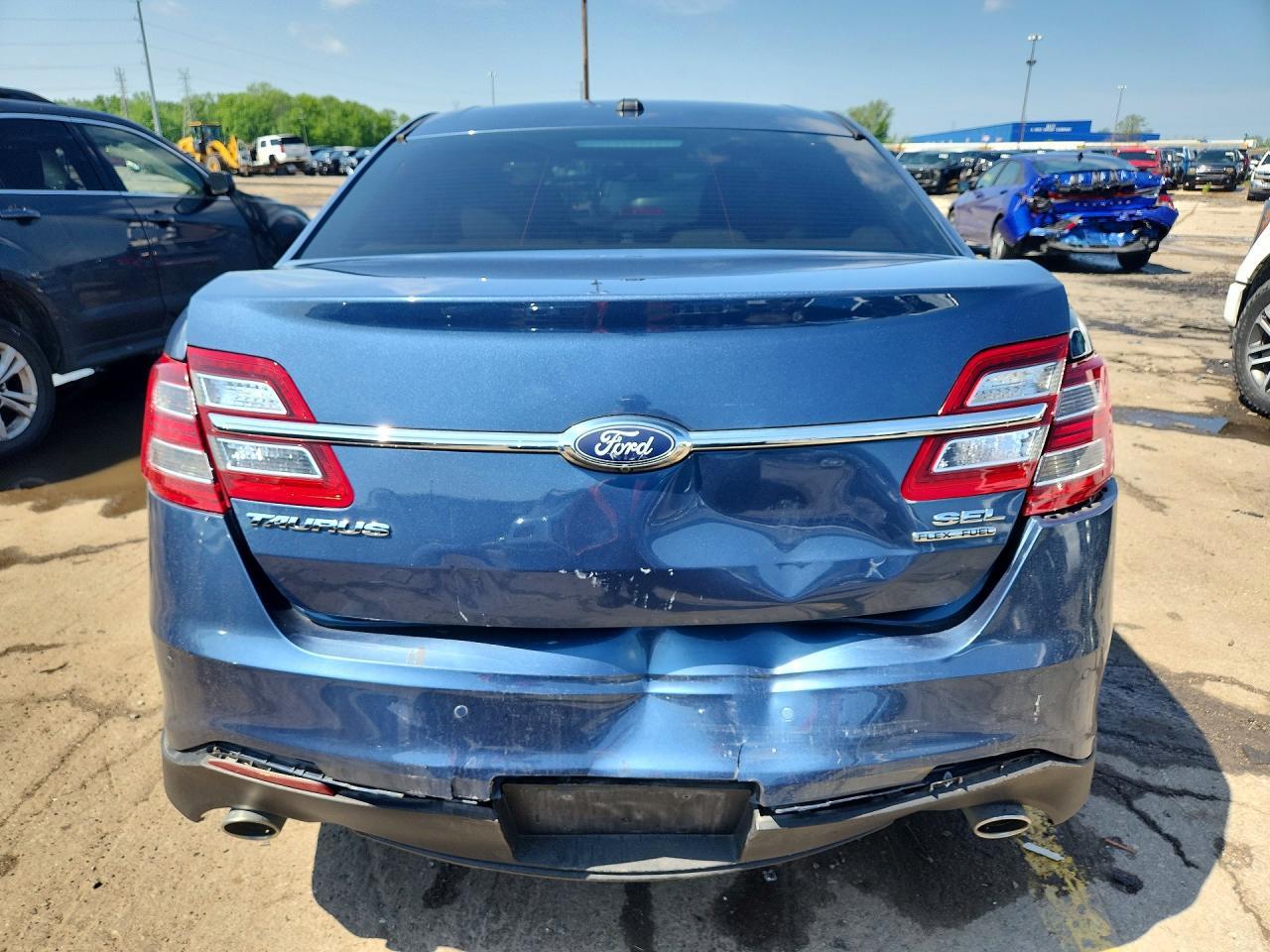 2018 Ford Taurus Sel - zdjęcie 6