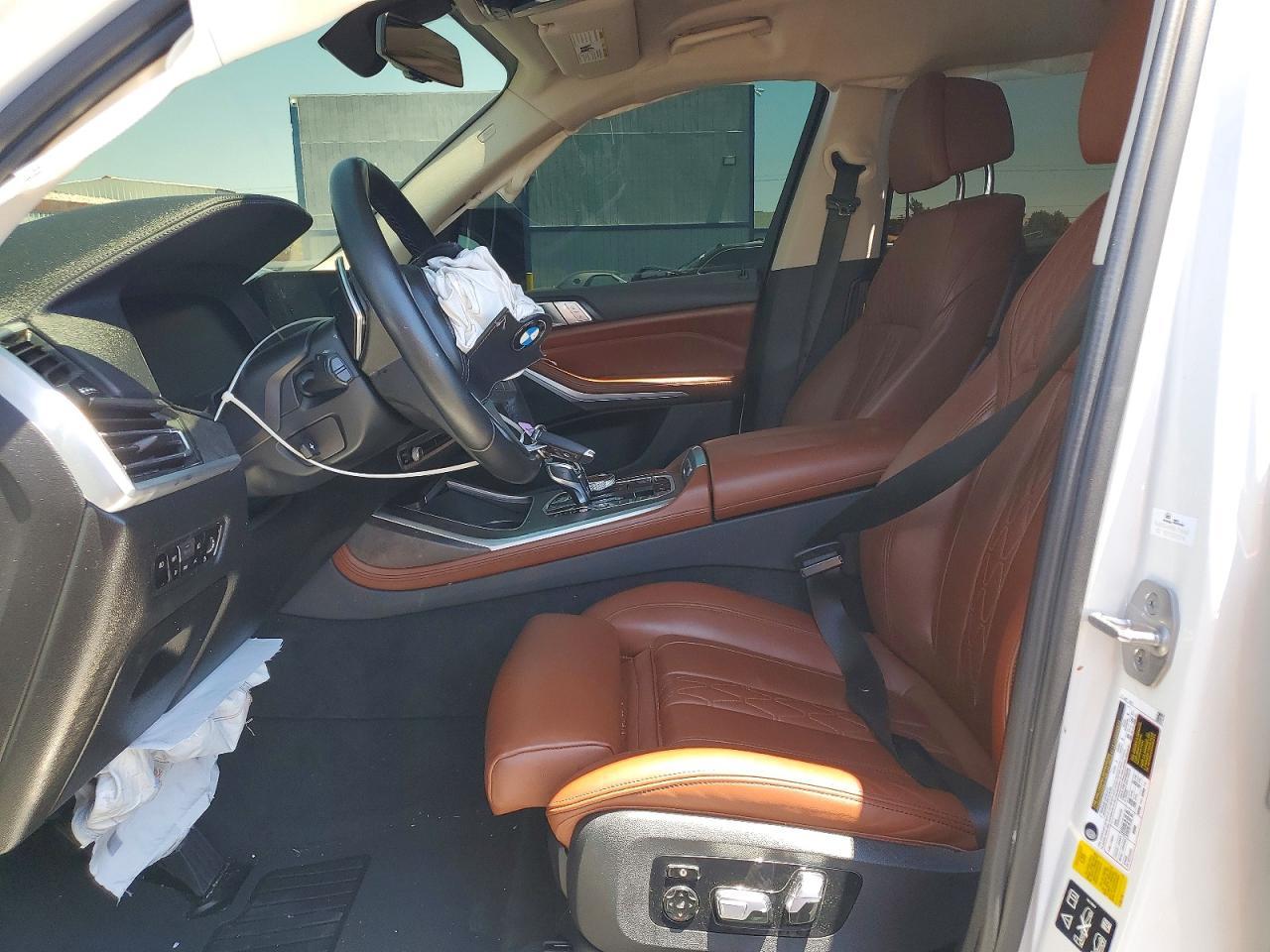 2022 BMW X7 xDrive40I - zdjęcie 7