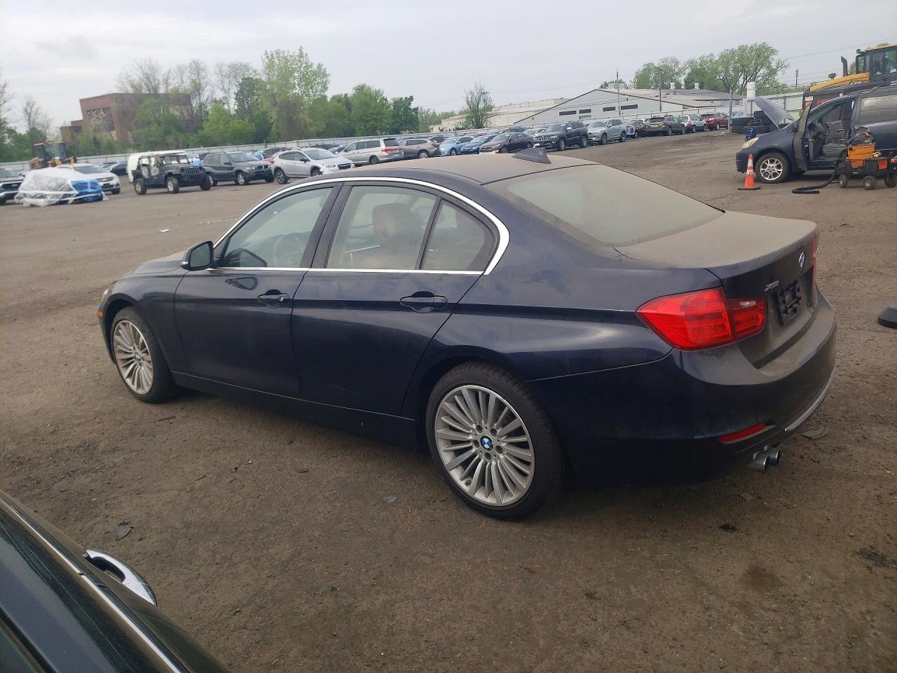 2014 BMW 3 Series - zdjęcie 2