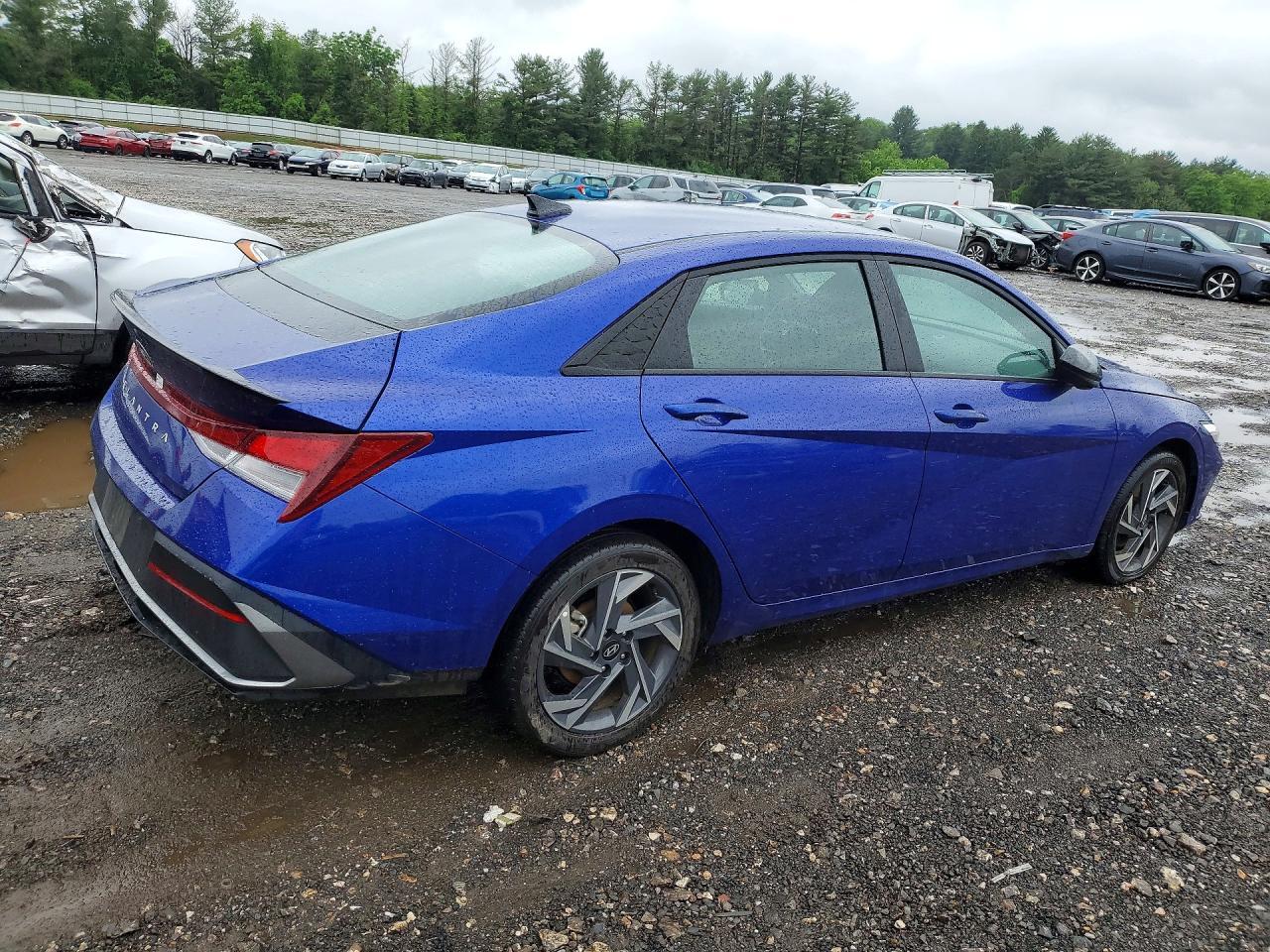 2025 Hyundai Elantra Sel Sport - zdjęcie 3