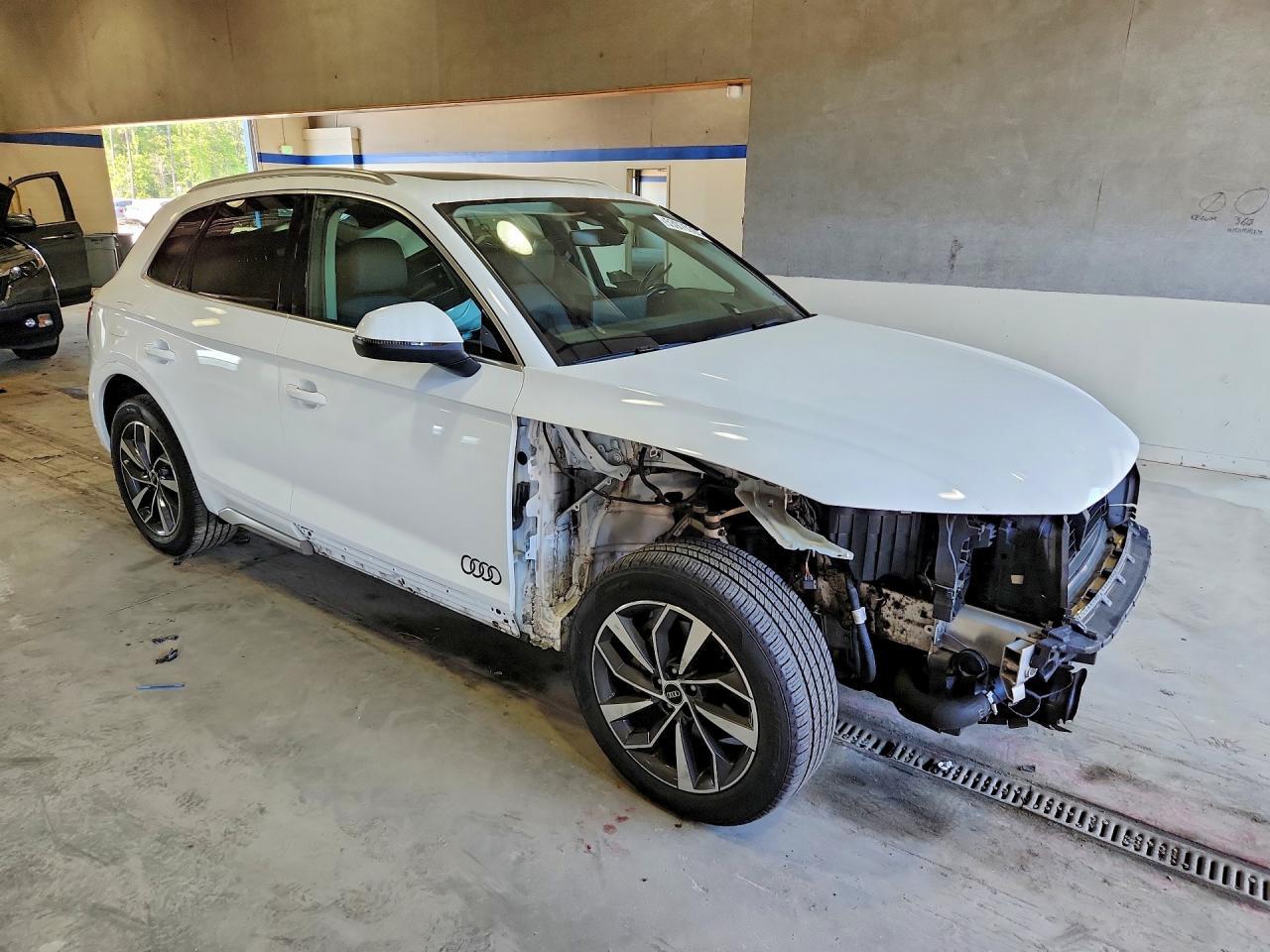2021 Audi Q5 Premium - zdjęcie 4
