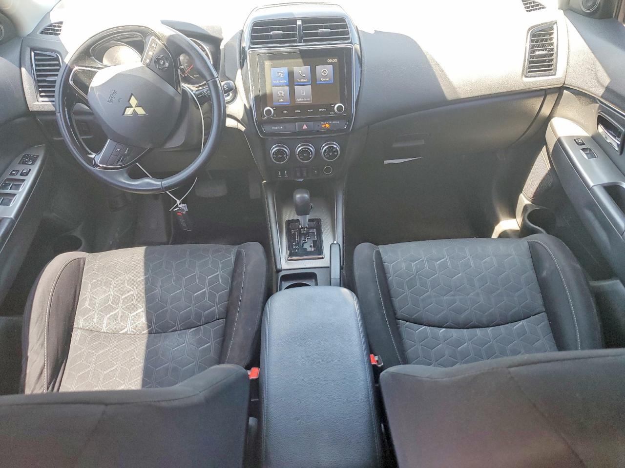2021 Mitsubishi Outlander Sport Es - zdjęcie 8