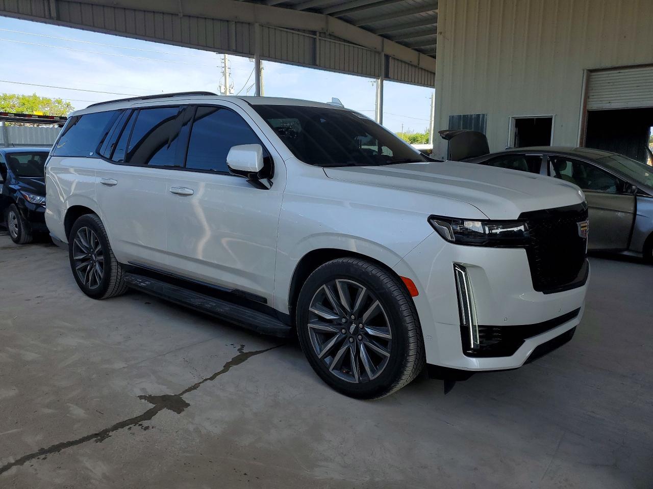 2022 Cadillac Escalade Sport - zdjęcie 4