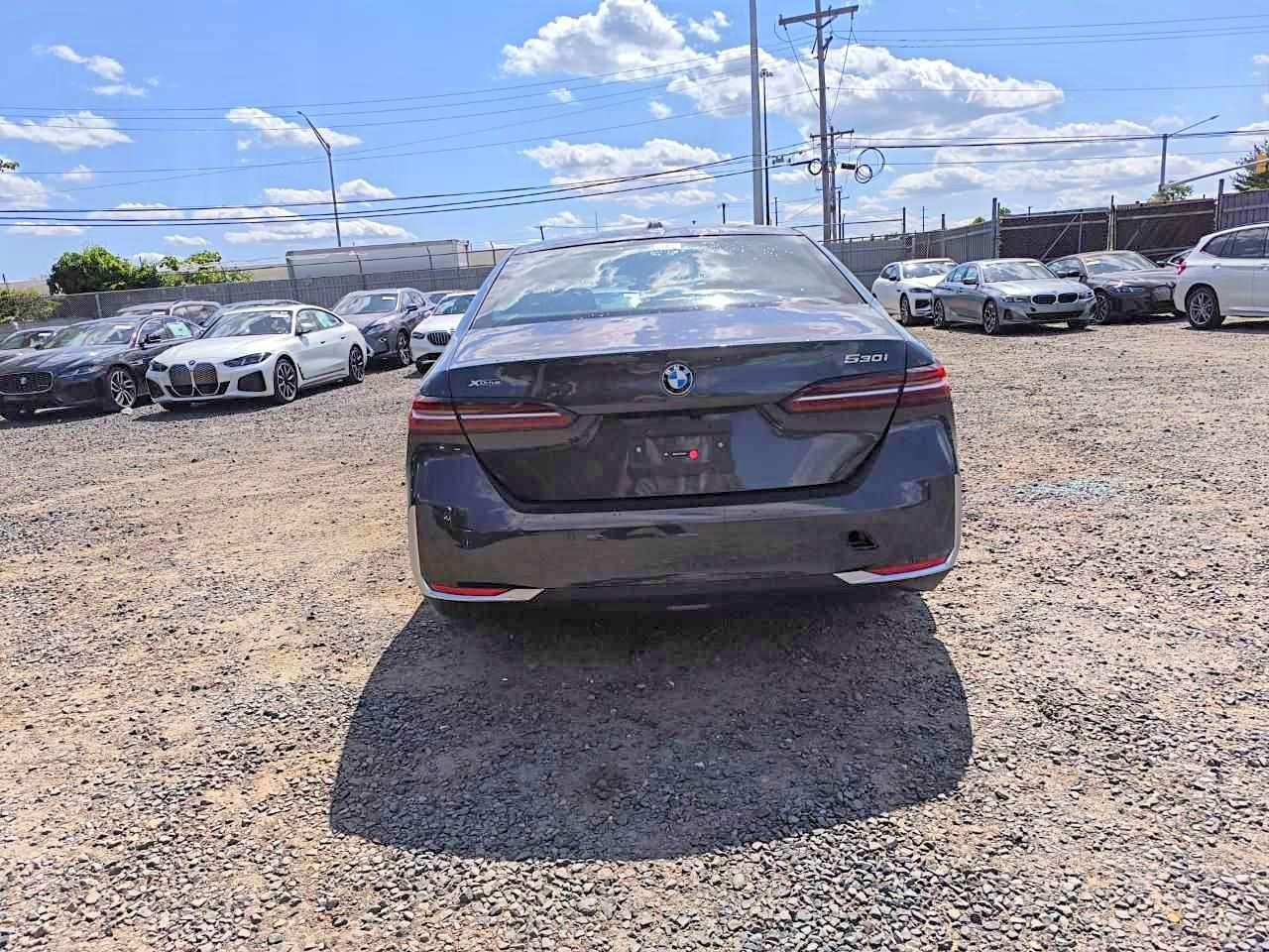 2026 BMW 530 Xi - zdjęcie 6