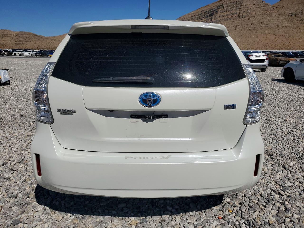 2014 Toyota Prius V Three - zdjęcie 6