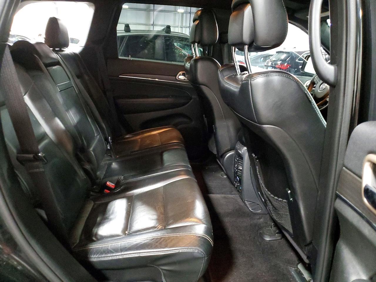 2016 Jeep Grand Cherokee Limited - zdjęcie 11