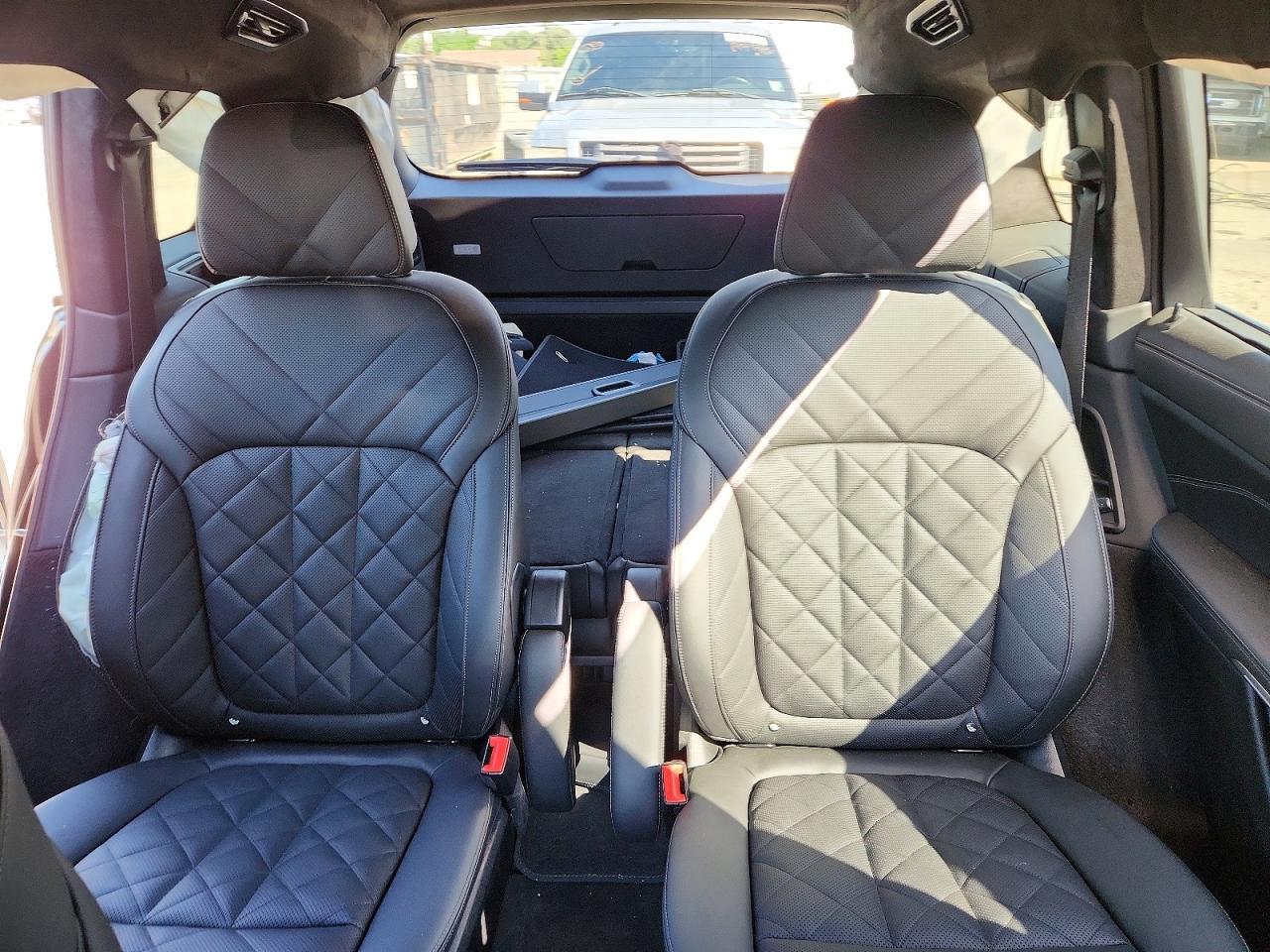 2025 BMW X7 xDrive40I - zdjęcie 10