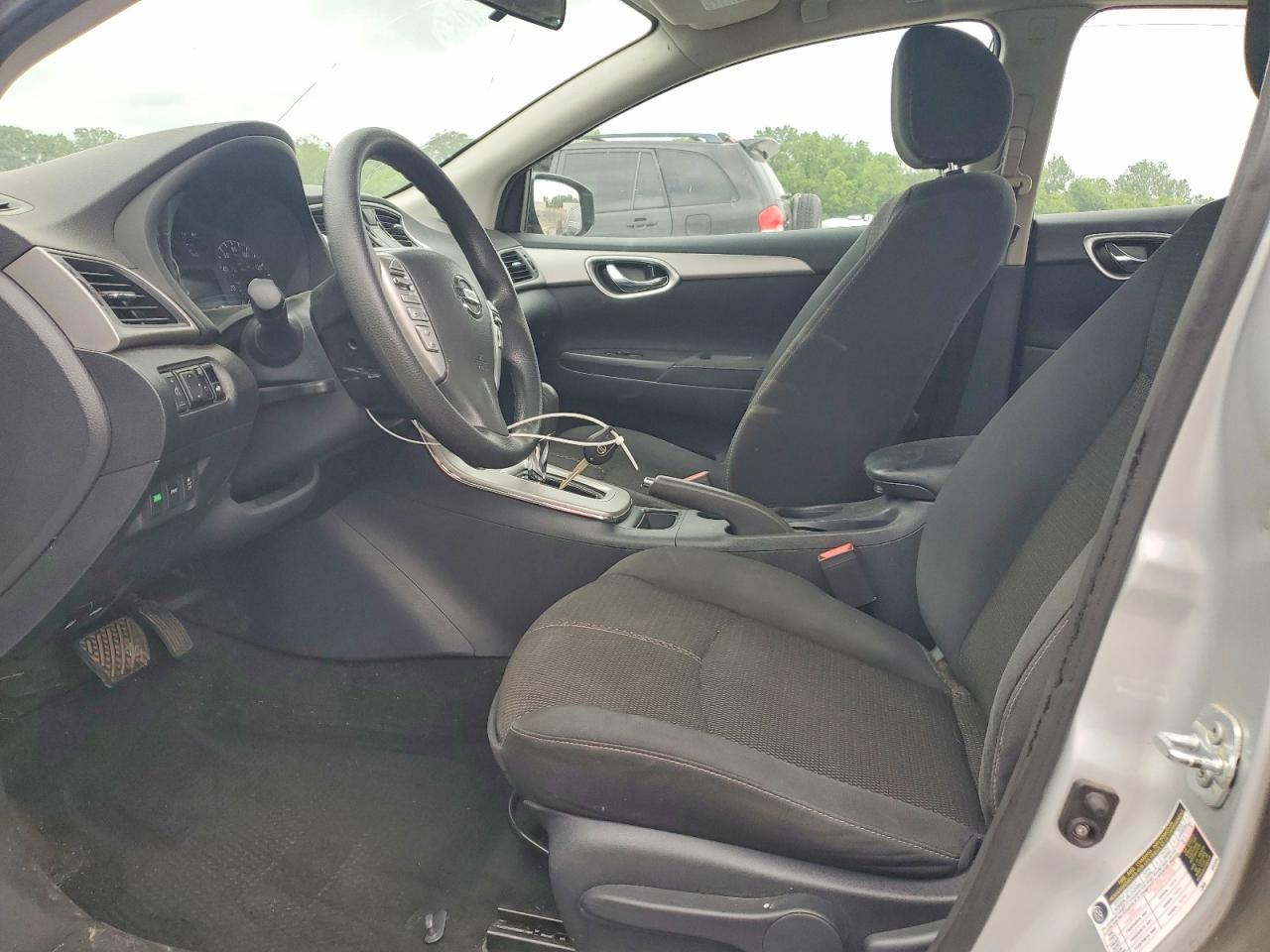 2015 Nissan Sentra S - zdjęcie 7