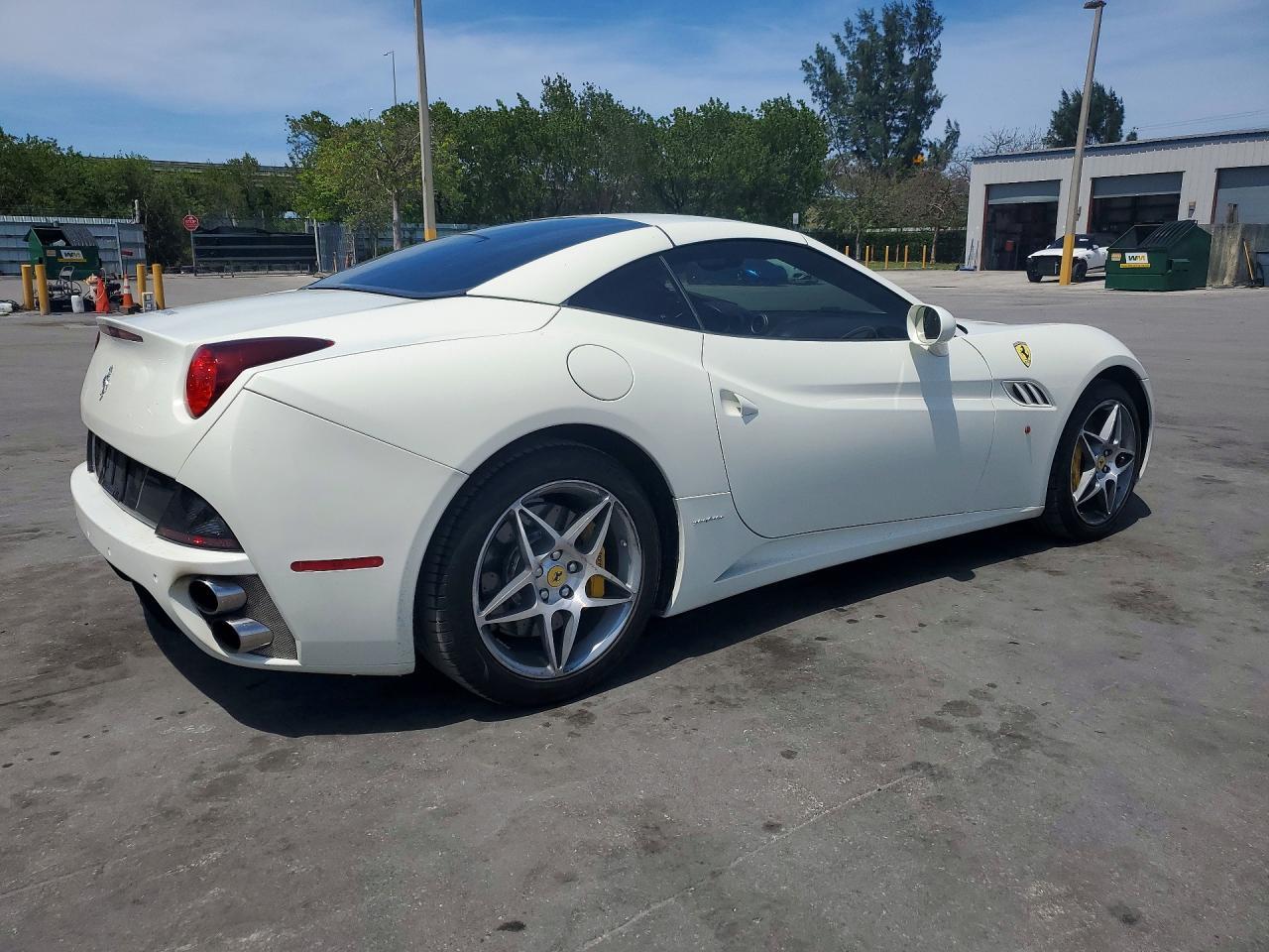 2013 Ferrari California - zdjęcie 3