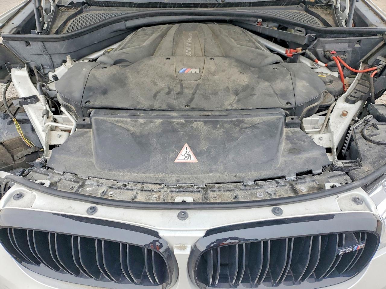 2016 BMW X5 M - zdjęcie 12