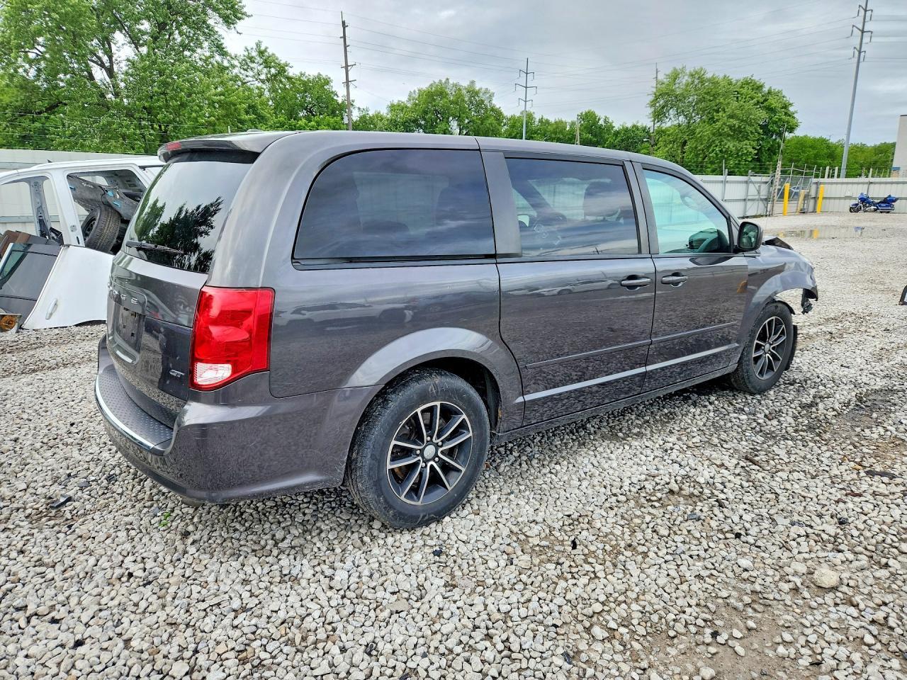 2017 Dodge Grand Caravan Gt - zdjęcie 3