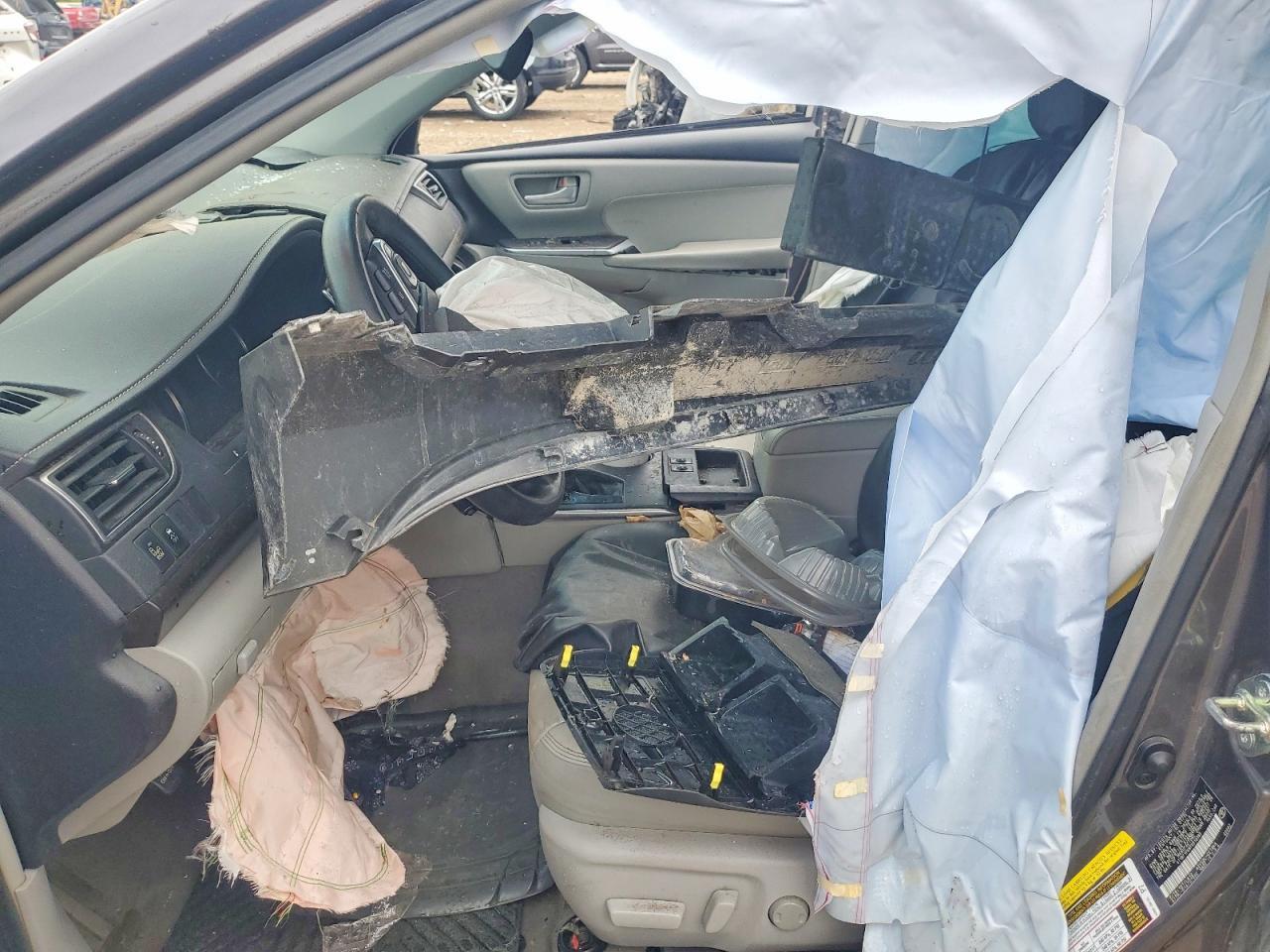 2015 Toyota Camry Xle - zdjęcie 7
