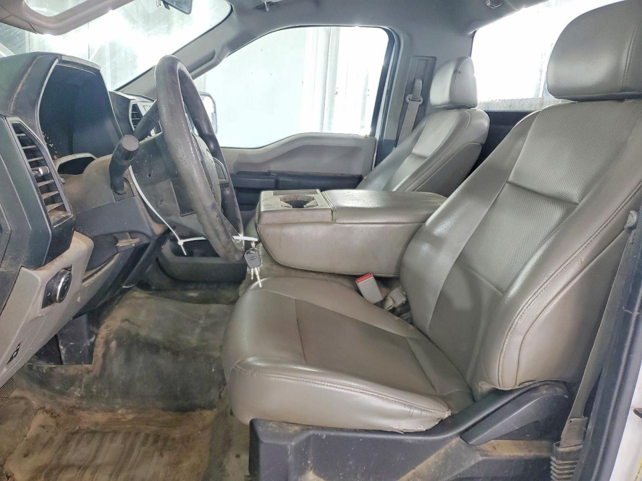 2015 Ford F150 - zdjęcie 7