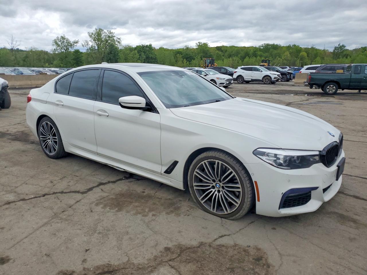 2020 BMW 540 Xi - zdjęcie 4