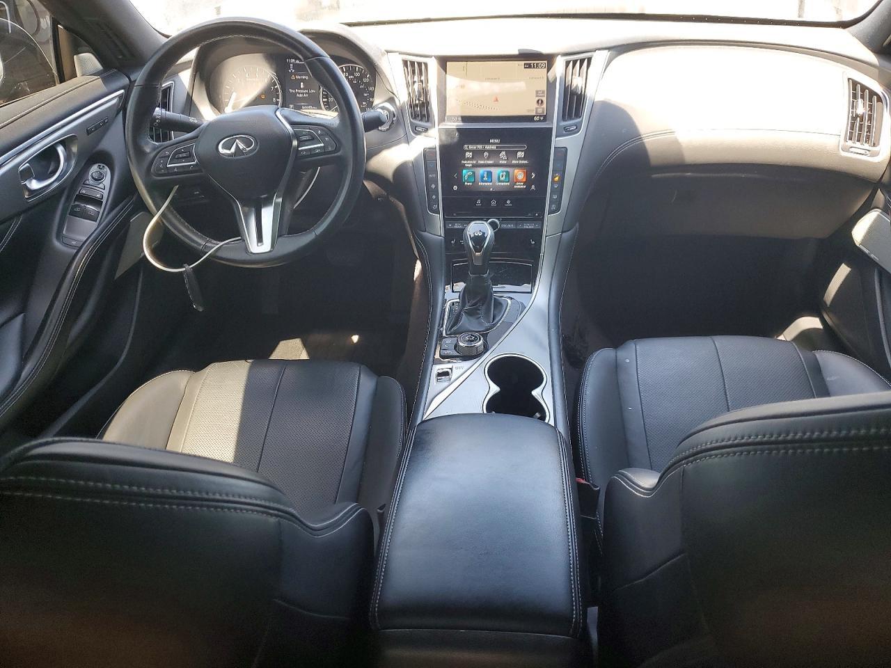 2021 Infiniti Q60 Luxe - zdjęcie 8