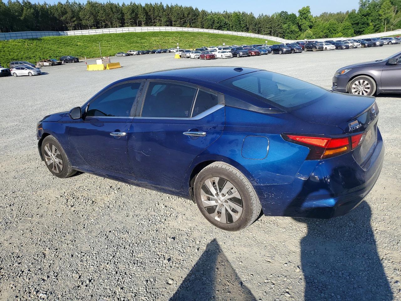 2020 Nissan Altima S - zdjęcie 2