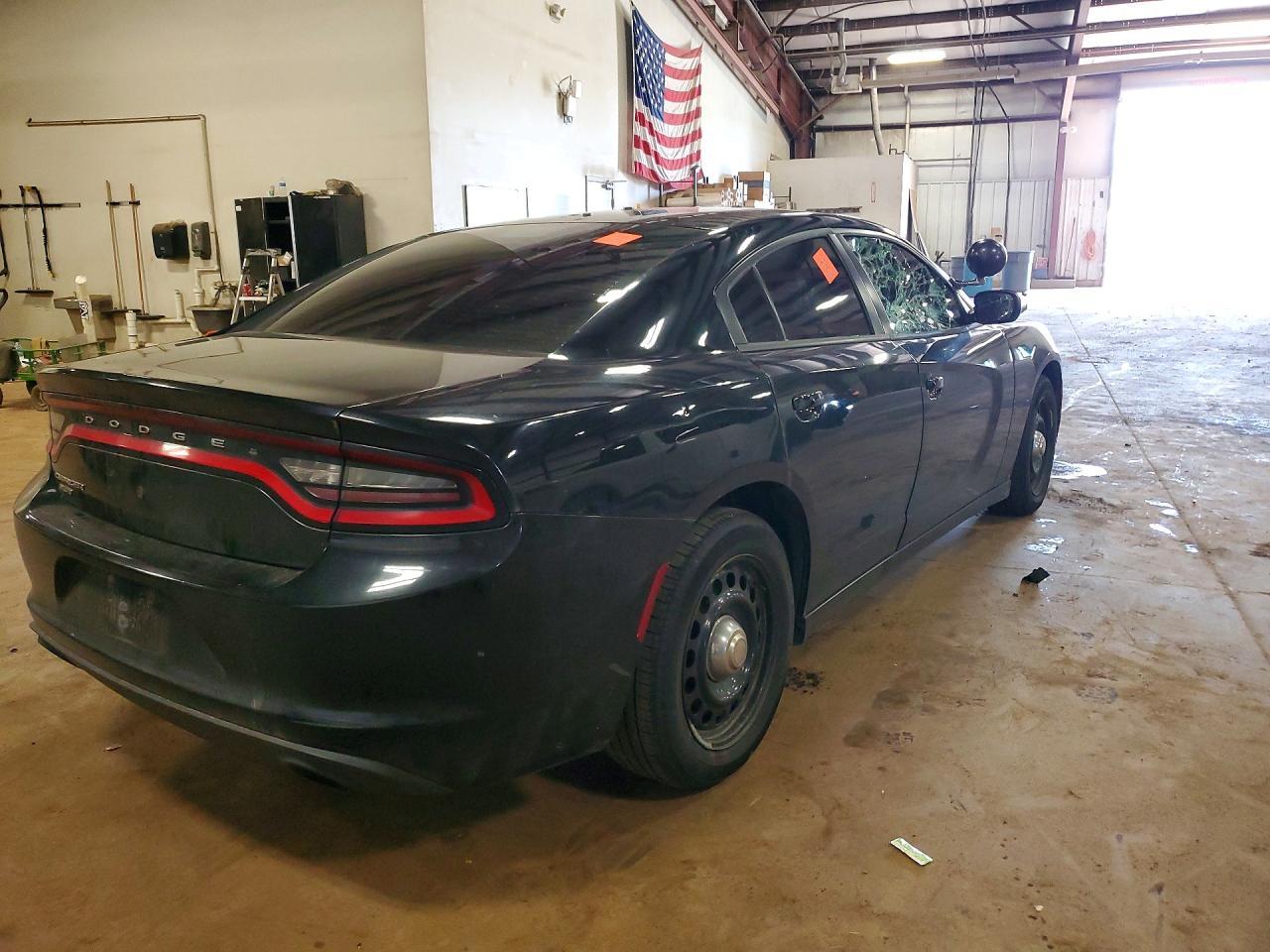 2016 Dodge Charger Police - zdjęcie 3