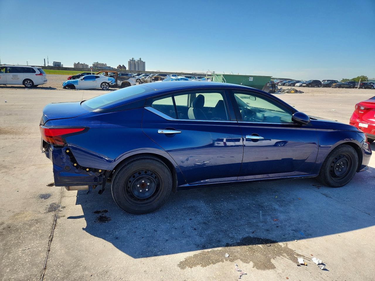 2022 Nissan Altima S - zdjęcie 3