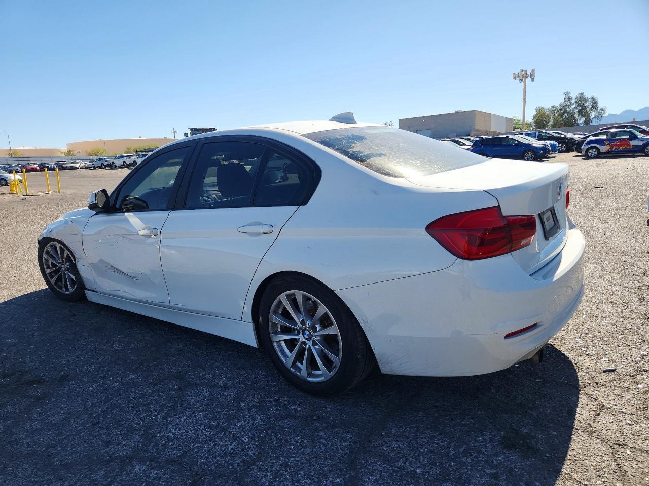 2017 BMW 320 I - zdjęcie 2