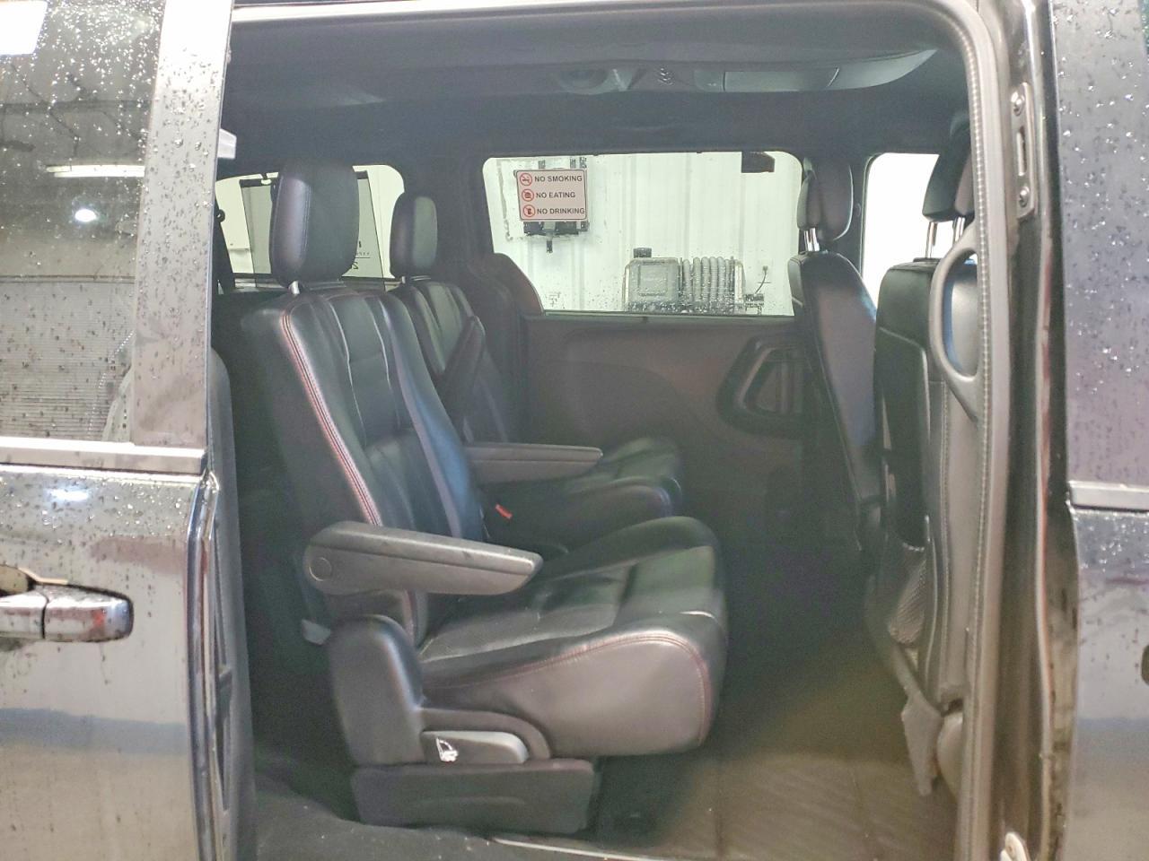 2014 Dodge Grand Caravan R - zdjęcie 11