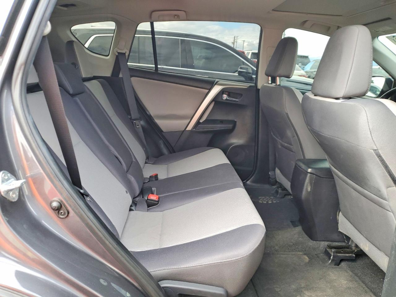 2015 Toyota Rav4 Xle - zdjęcie 11